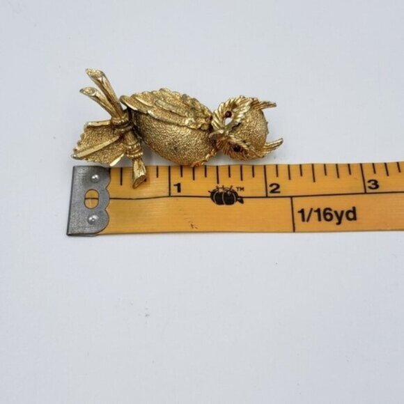 Vintage BSK Owl Brooch on Branch Gold Tone Red Glass Eyes - Picture 10 of 11